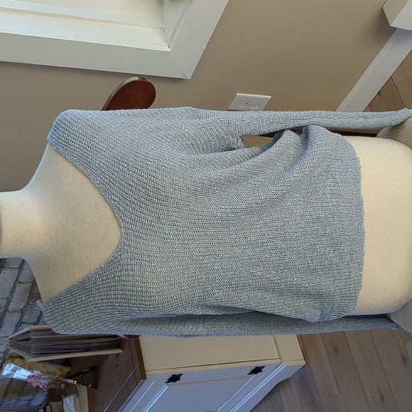 Medium Moon & Madison Blue Long Sleeve Knit Top Twist Knot Back Light Sweater - Picture 1 of 5